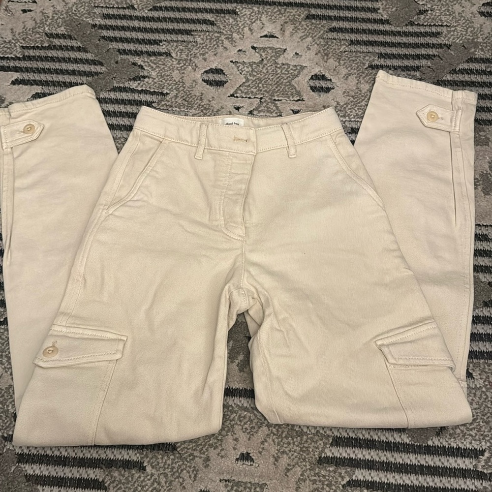 Aritzia cargos